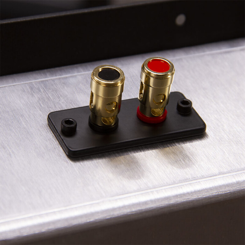 James Loudspeaker QX820