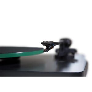 NAD C558 Plattenspieler