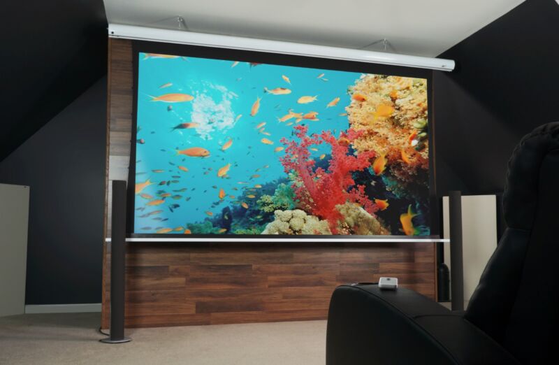 Elite Screens Saker Tab-Tension MaxWhite biela